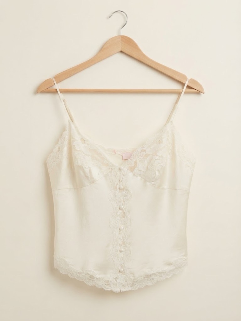 Vintage Y2K Victoria’s Secret 100% Silk Ivory Lace Button Front Cami M